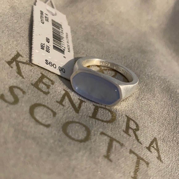 Kendra Scott Ring - Picture 3 of 3